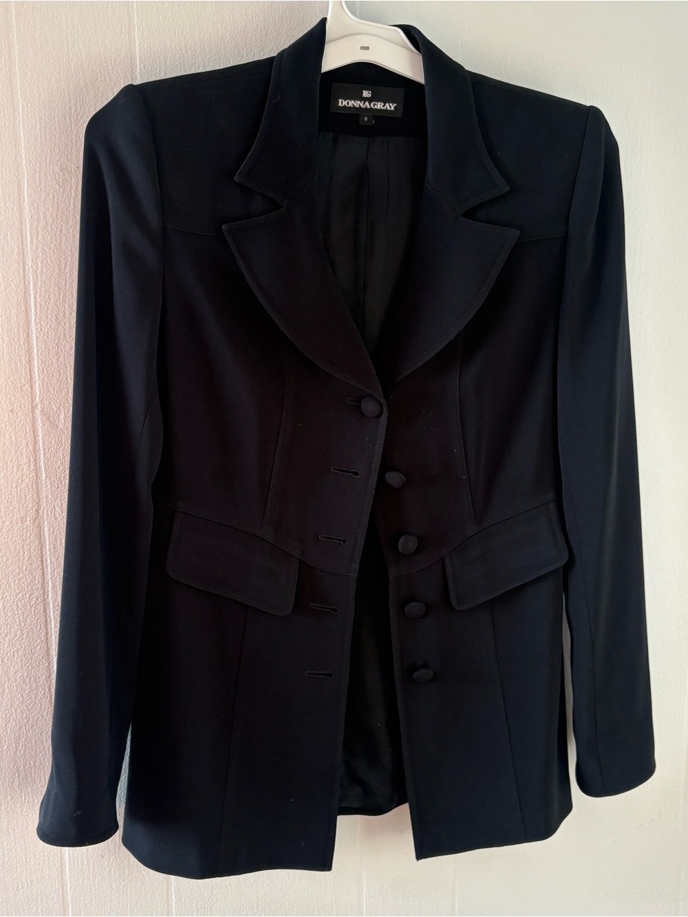Donna Gray Women's Black Structured Blazer